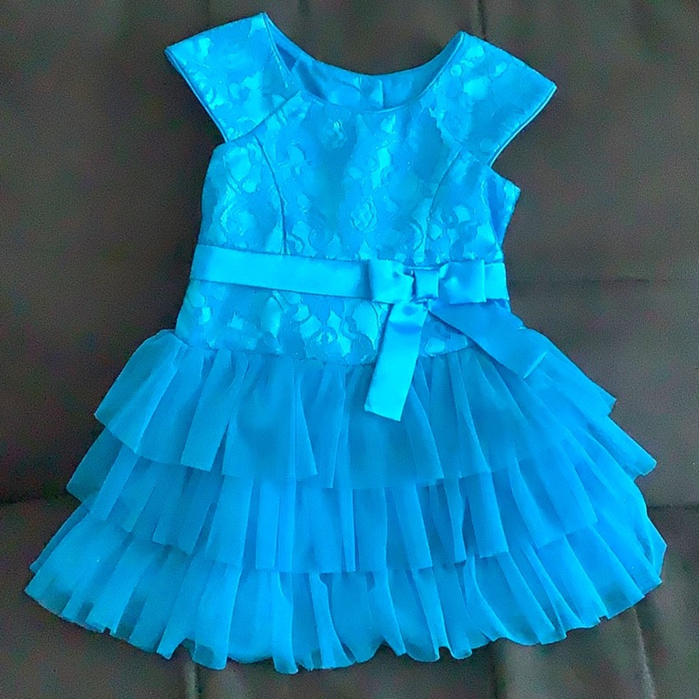 Girls dress size 2
